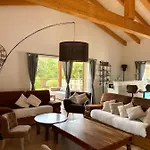 Alivu Belle Piscine Chauffee Villa *