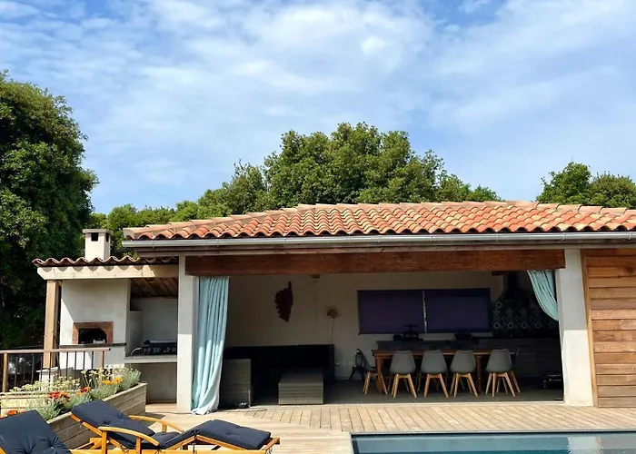 Alivu Belle Piscine Chauffee 别墅 博尼法乔