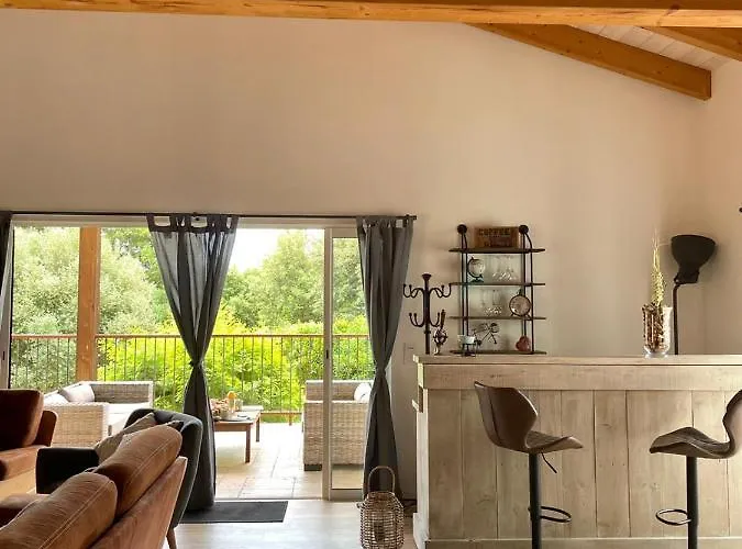 别墅 Alivu Belle Piscine Chauffee